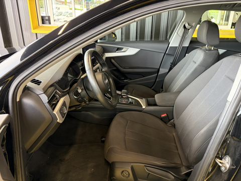 A4 40 TFSI 204CH BUSINESS LINE S TRONIC 7 2021 occasion 56530 Qu&eacute;ven