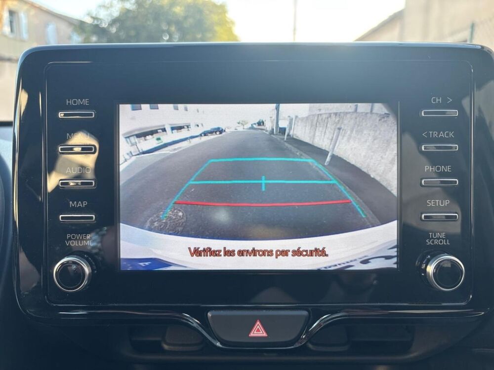 Yaris 116h Dynamic 5p MY22 2023 occasion 13300 Salon-de-Provence
