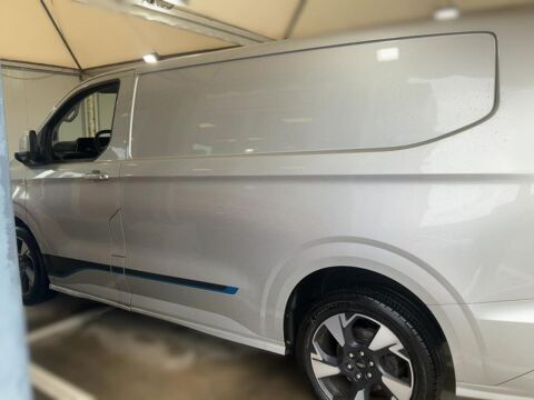 Transit 320 L1H1 2.0 EcoBlue 170ch Limited BVA8 2025 occasion 17450 Saint-Laurent-de-la-Pr&eacute;e