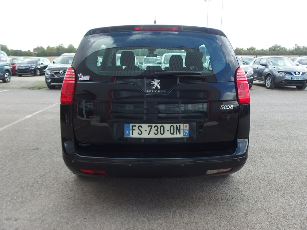 5008 1.6 HDI 115CH FAP ACCESS 2014 occasion 10600 Savi&egrave;res
