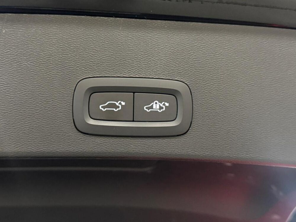 XC40 T5 Recharge 180 + 82ch Ultimate DCT 7 2022 occasion 92100 Boulogne-Billancourt