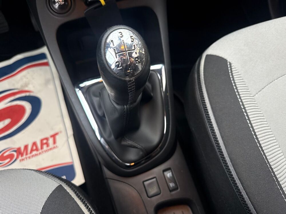Captur 1.5 DCI 90CH STOP&START ENERGY INTENS ECO&sup2; 2015 occasion 31140 Aucamville