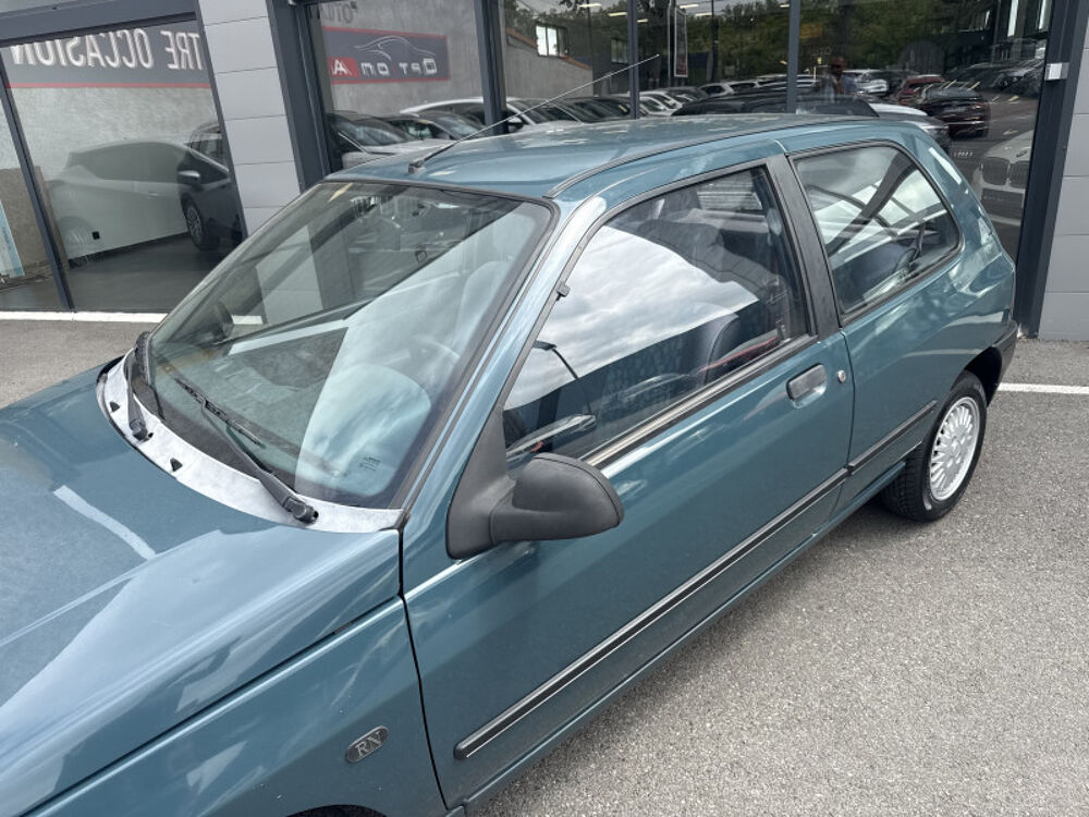 Clio 1.2i 60cv 1993 occasion 31140 Aucamville