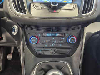 Focus C-MAX 1.0 ECOBOOST 125CH STOP&START TITANIUM 2016 occasion 95200 Sarcelles