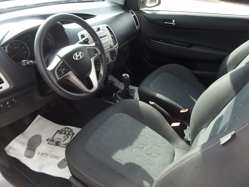 i20 1.4 CRDI90 PACK SENSATION BLUEDRIVE 2012 occasion 10600 Savi&egrave;res