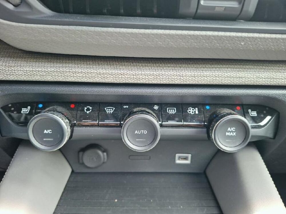 C5 X Hybride 225 Shine Pack &euml;EAT8 + TOIT OUVRANT / HIFI SYSTEM 2022 occasion 28500 Vernouillet