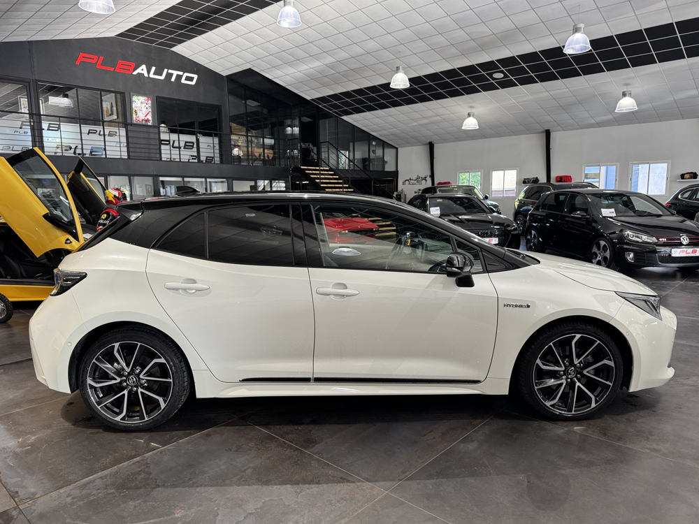 Corolla 184 CV 62 800 KM PREMIERE MAIN HYBRIDE COLLECTION MY19 2019 occasion 12000 RODEZ