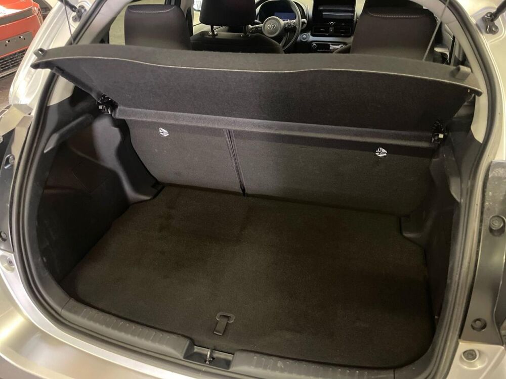 Yaris 116h Design 5p MY25 2025 occasion 13400 Aubagne
