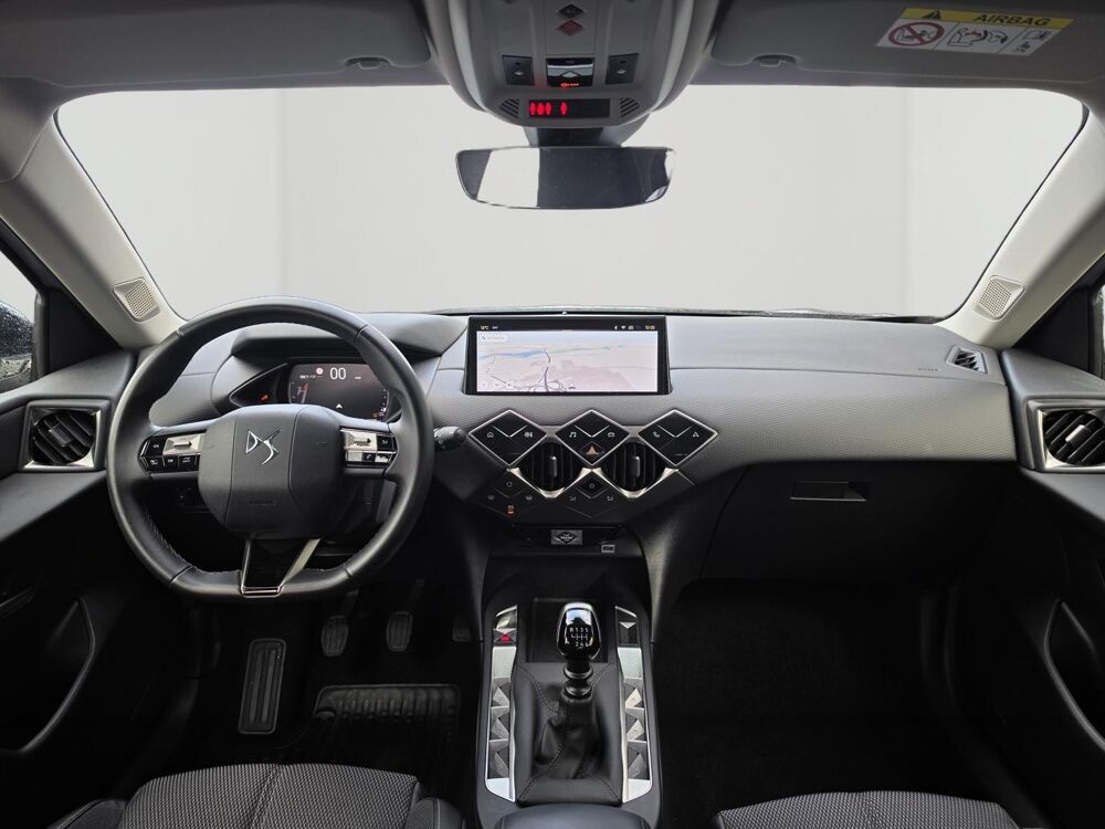DS3 1.2 PureTech 100 PALLAS / JANTES BITON / GPS / RADAR 2024 occasion 56850 Caudan
