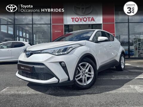 Toyota C-HR 122h Dynamic Business 2WD E-CVT + Programme Beyond Zero Acad 2023 occasion Sainte-Bazeille 47180