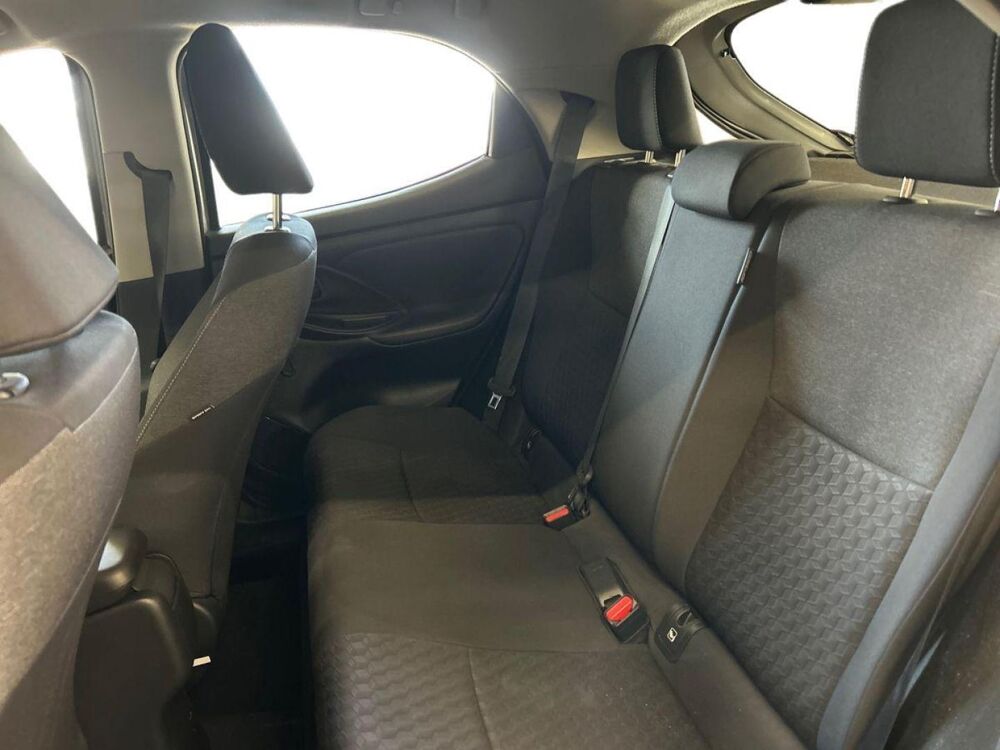 Yaris 116h Dynamic 5p MY22 2023 occasion 13290 Les Milles