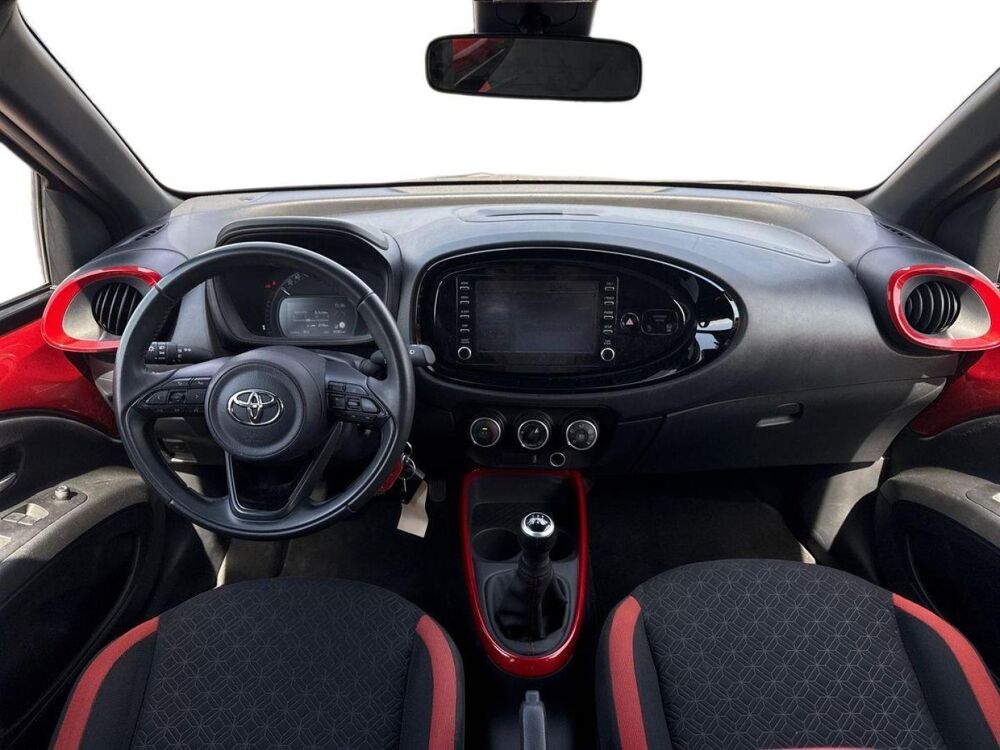 Aygo 1.0 VVT-i 72ch Design 2022 occasion 13300 Salon-de-Provence