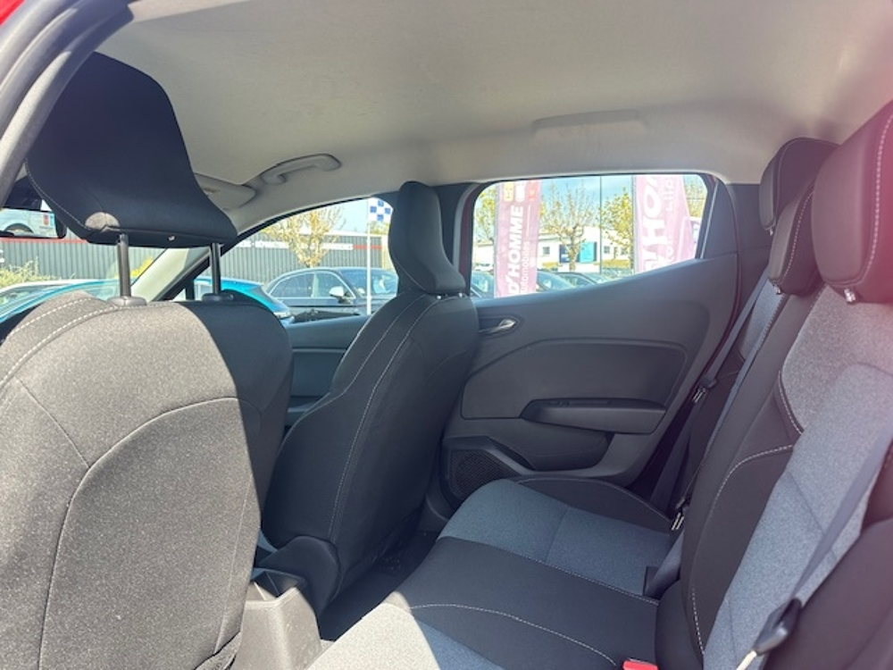 Clio V 1.5 BLUE DCI 100CH EVOLUTION +GPS 2025 occasion 16400 Puymoyen