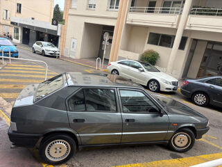 33 TI 1989 occasion 06400 Cannes
