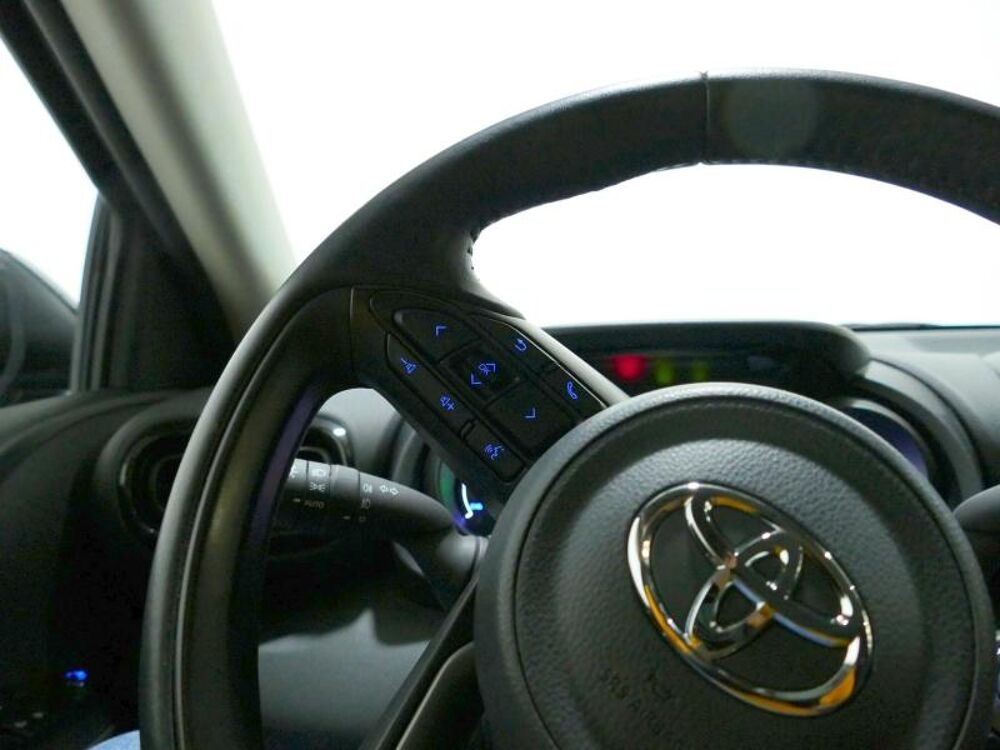 Yaris 116h Design 5p 2023 occasion 77400 Lagny-sur-Marne