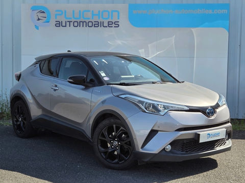 Toyota C-HR 122H GRAPHIC 2WD E-CVT RC18 2018 occasion Saint-Lumine-de-Clisson 44190