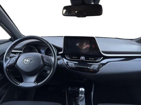 C-HR 122h Design 2WD E-CVT RC18 2019 occasion 13300 Salon-de-Provence