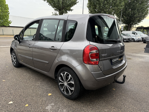 Grand Modus 1.5 DCI 85CH DYNAMIQUE / DISTRIBUTION , VIDANGE , 4 PNEUS NE 2010 occasion 38340 Voreppe