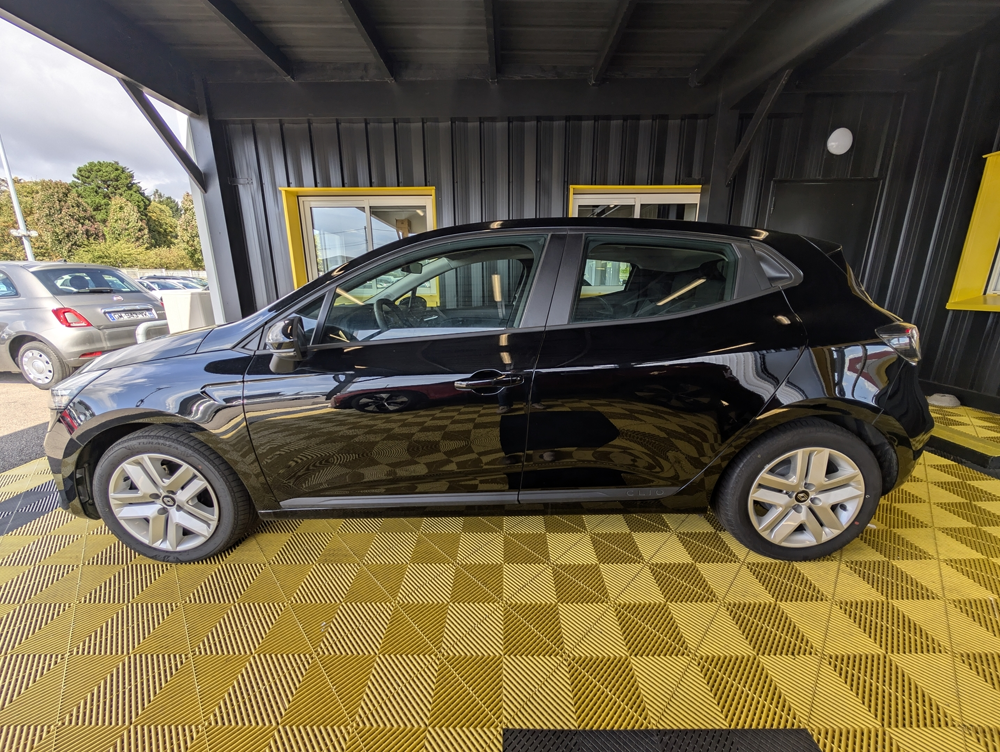 Clio V 1.6 E-TECH 145CH FULL HYBRID EVOLUTION - 25 2025 occasion 56530 Qu&eacute;ven