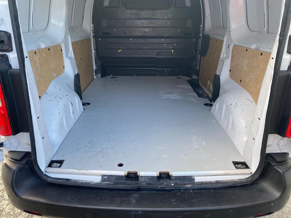 Vivaro M 2.0 BlueHDi 145ch Pack Premium Connect 2024 occasion 95500 Gonesse