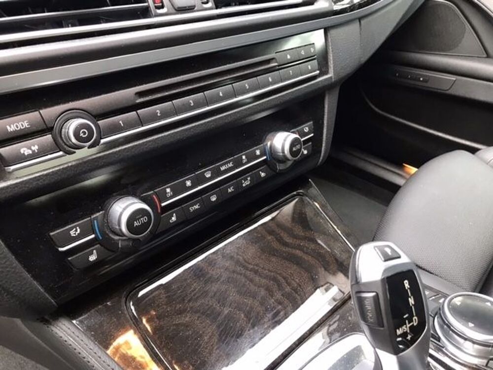 S&eacute;rie 5 (F10) 520DA 184CH LUXURY 2014 occasion 85400 Sainte-Gemme-la-Plaine