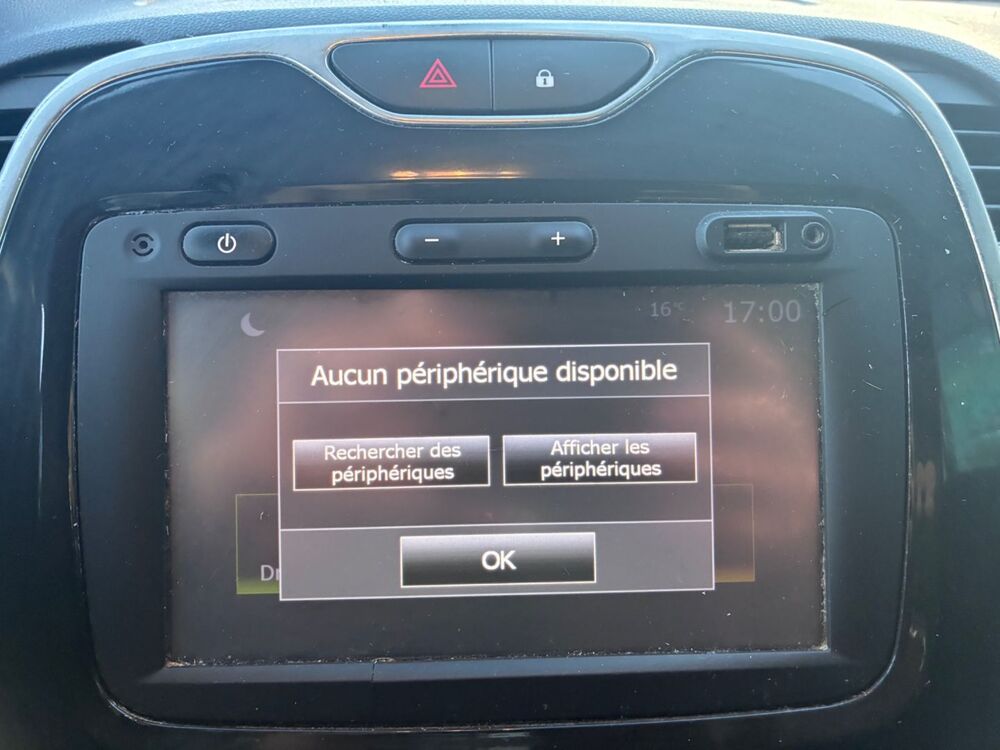 Captur 0.9 TCE 90CH STOP&START ENERGY INTENS EURO6 114G 2016 2016 occasion 38130 ECHIROLLES