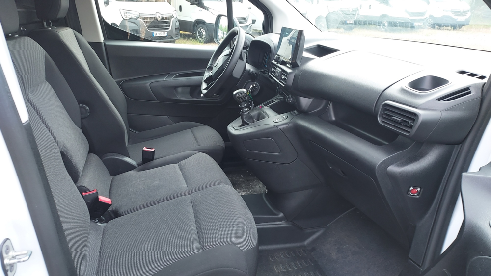 Berlingo XL 950KG BLUEHDI 100CH S&S PACK PREMIUM CONNECT 2024 occasion 60600 Clermont
