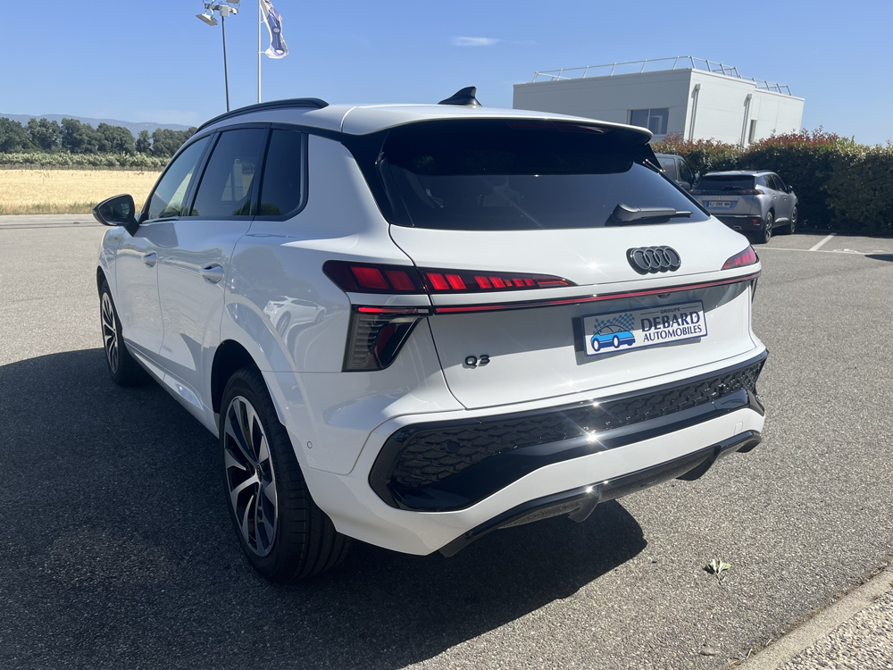 Q3 1.5 TFSI 150CH HYBRIDE S LINE S TRONIC 7 2025 occasion 31670 Lab&egrave;ge