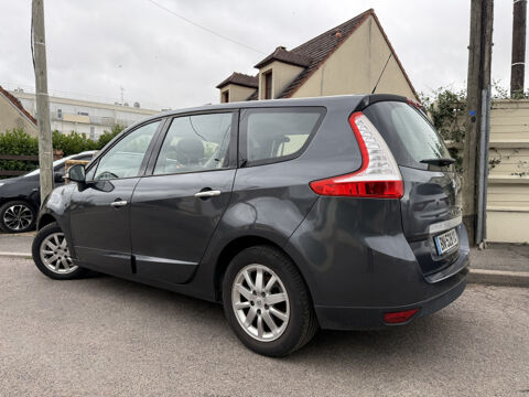 Grand Sc&eacute;nic III 1.9 DCI 130CH FAP PRIVILEGE EURO5 5 PLACES 2011 occasion 95480 PIERRELAYE