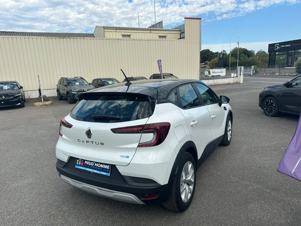 Captur 1.6 E-TECH HYBRIDE 145CH BUSINESS 2022 occasion 16400 Puymoyen