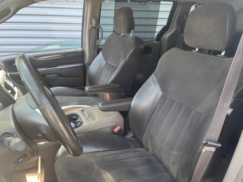VOYAGER 2.8 MULTIJET PLATINUM 2013 occasion 28700 Auneau