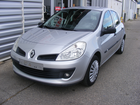 Renault Clio III III 1.2 16V 75CH AUTHENTIQUE 5P 2008 occasion Salaise-sur-Sanne 38150