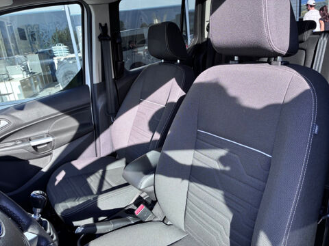 Tourneo VP 1.0 ECOBOOST 100CH STOP&START AMBIENTE EURO6 / distribution 2015 occasion 38130 ECHIROLLES
