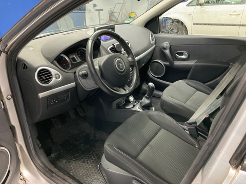 Clio III Estate III 1.2 16V 75CH AUTHENTIQUE 2009 occasion 38150 Salaise-sur-Sanne