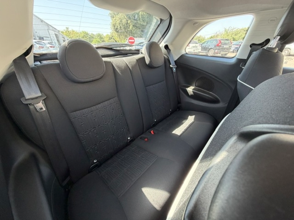 500 E 118CH PACK CONFORT 42KWH 2023 occasion 16400 Puymoyen