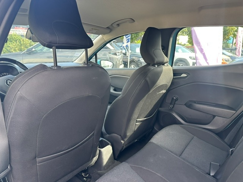 Clio V 1.5 BLUE DCI 100CH BUSINESS 2021 occasion 16400 Puymoyen