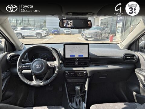 Yaris 116h Design 5p MY25 2026 occasion 26200 Mont&eacute;limar