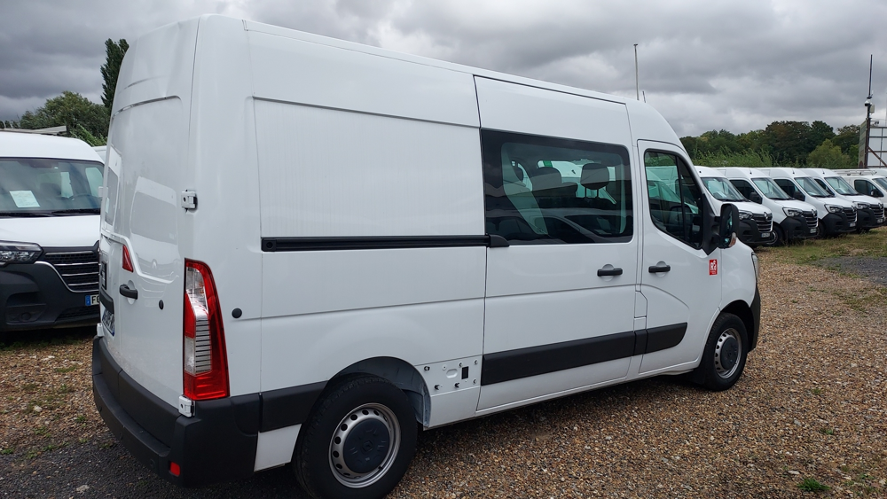 Master F3300 L2H2 2.3 BLUE DCI 150CH CABINE APPROFONDIE CONFORT 2022 occasion 60600 Clermont