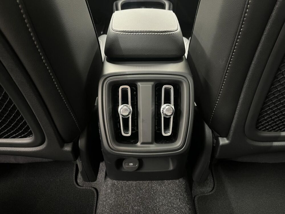 XC40 B3 163ch Ultra DCT 7 2026 occasion 91200 Athis-Mons