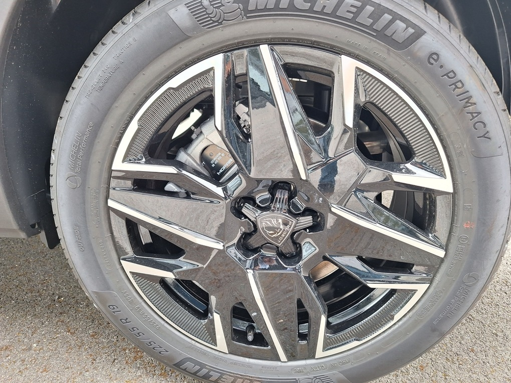 5008 HYBRID 145CH GT E-DCS6 2026 occasion 82370 Campsas