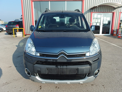 Berlingo 1.6 E-HDI90 AIRDREAM XTR + II ETG6 5P 2015 occasion 10600 Savi&egrave;res