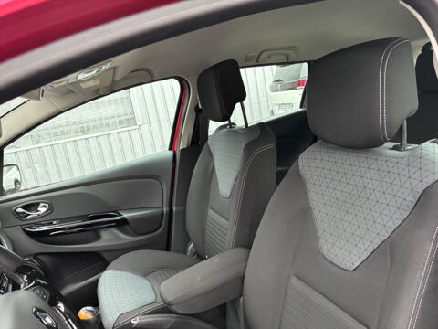Clio IV 1.5 DCI 90CH ENERGY BUSINESS ECO&sup2; / DISTRIBUTION NEUVE POUR 2013 occasion 38130 ECHIROLLES