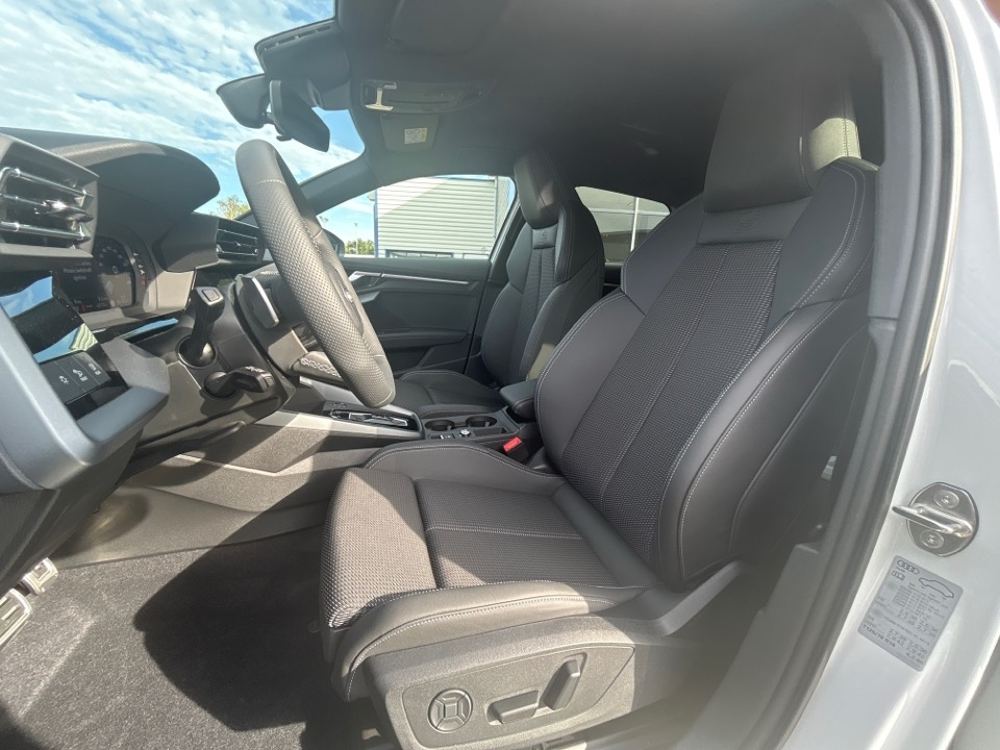 A3 1.5 TFSI 150CH HYBRIDE S LINE S TRONIC 7 2026 occasion 31670 Lab&egrave;ge