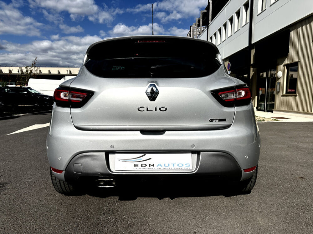 Clio IV 0.9 TCE 90CH GT LINE / TOIT PANORAMIQUE / FULL ENTRETIEN REN 2018 occasion 94260 Fresnes