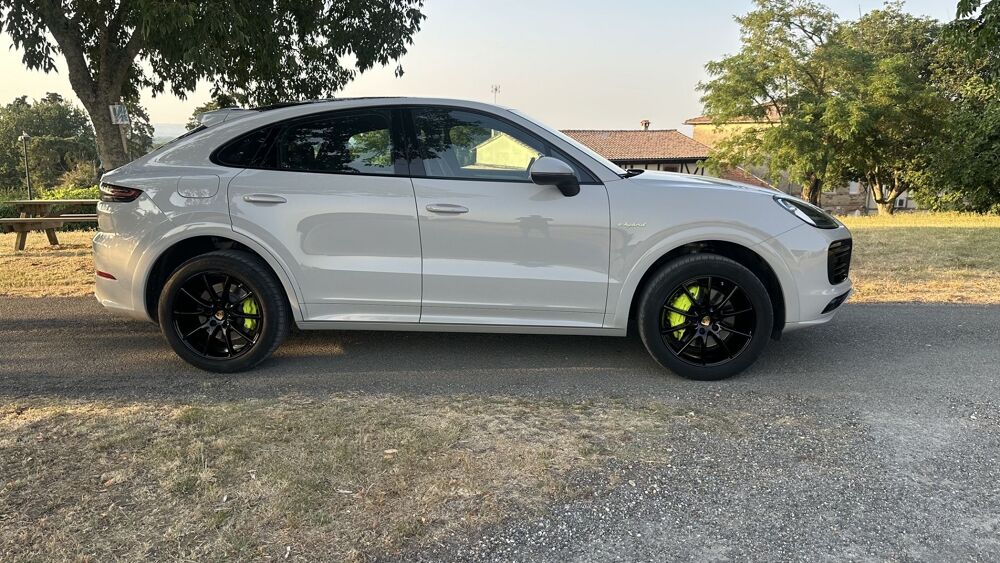 Cayenne (9YB) 3.0 V6 462CH E-HYBRID 2022 occasion 31340 VACQUIERS