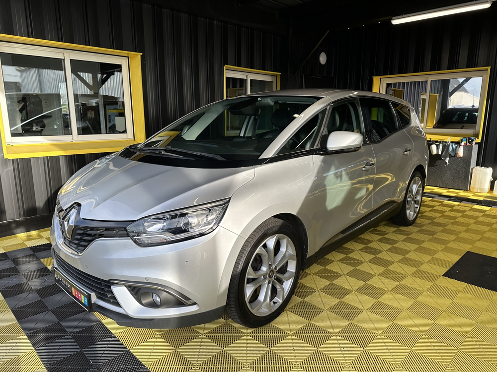 Grand scenic IV 1.7 BLUE DCI 120CH BUSINESS 7 PLACES 2019 occasion 56530 Qu&eacute;ven