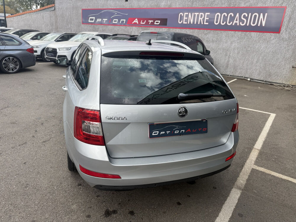 Octavia 1.6 TDI 105CH CR FAP GREEN TEC ACTIVE DSG7 2014 occasion 31140 Aucamville