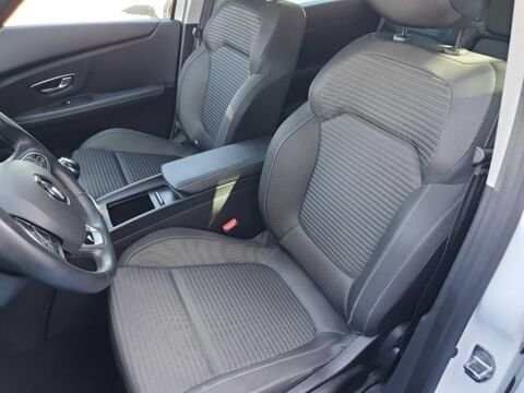 Grand Sc&eacute;nic II 1.7 Blue dCi 120ch Business 7 places 2020 occasion 56400 Brech