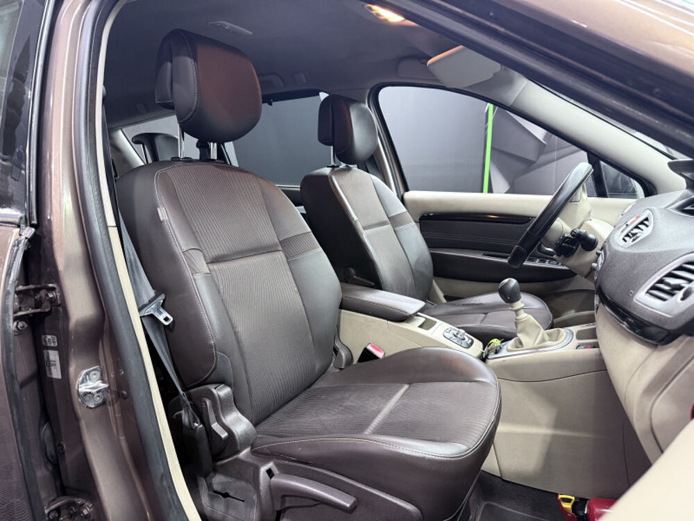 Grand Sc&eacute;nic III 1.9 DCI 130CH PRIVILEGE 5 PLACES 2010 occasion 57185 CLOUANGE