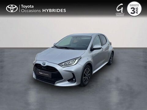 Toyota Yaris 116h Design 5p MY22 2022 occasion Orange 84100